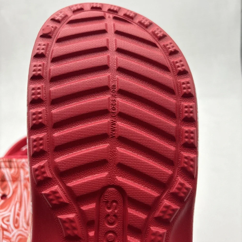 Crocs Classic Lined Candy Cane Clogs Men's Size 12 Red White Christmas Slip On